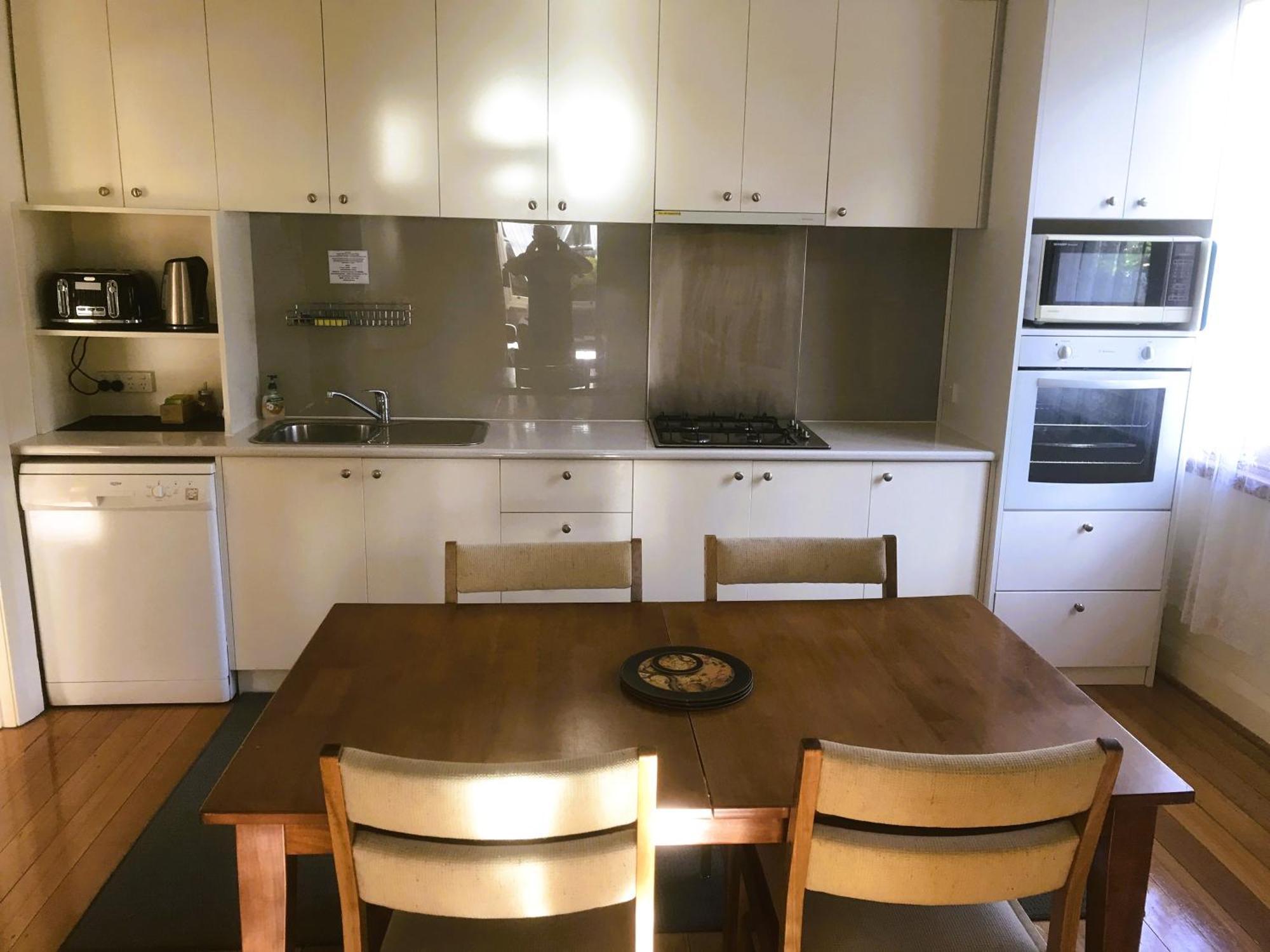 Belton Apartments-Hedge Cottage Хобарт Экстерьер фото